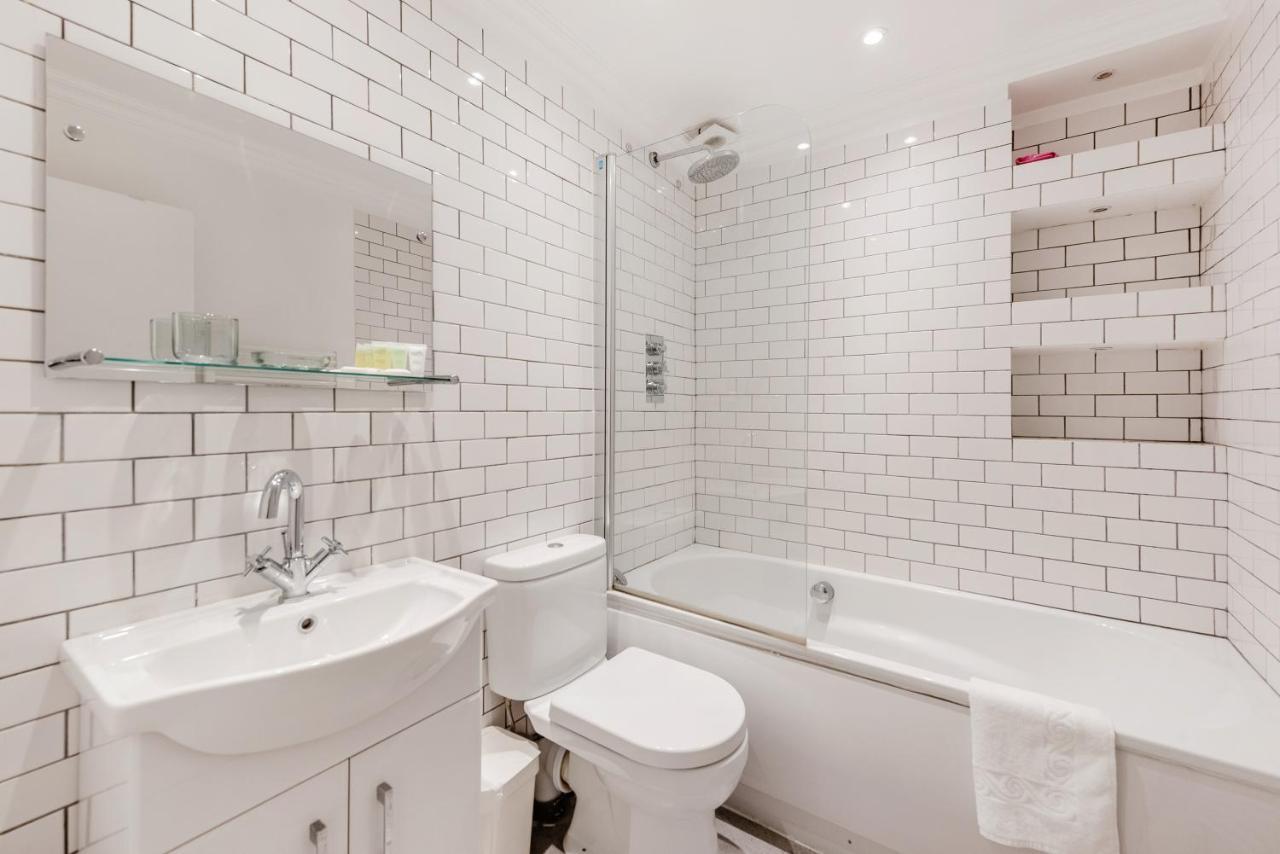 Lovely 2 Bedroom Flat In The Heart Of Chelsea 런던 외부 사진