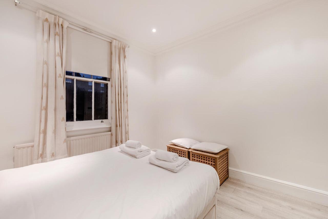 Lovely 2 Bedroom Flat In The Heart Of Chelsea 런던 외부 사진