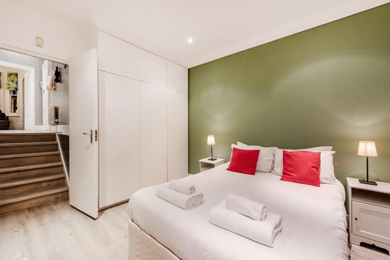 Lovely 2 Bedroom Flat In The Heart Of Chelsea 런던 외부 사진