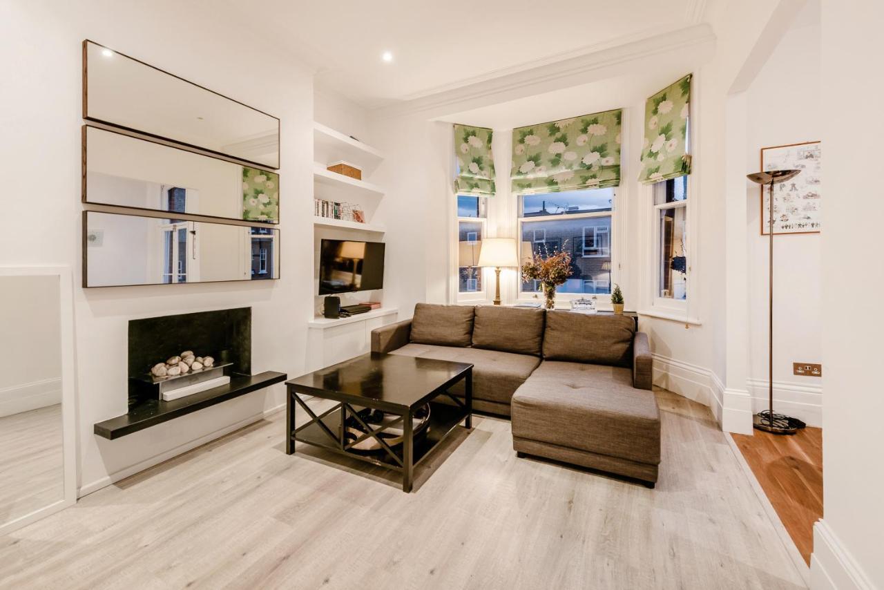 Lovely 2 Bedroom Flat In The Heart Of Chelsea 런던 외부 사진